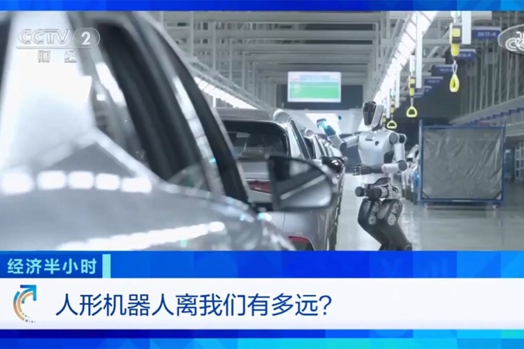 中央电视台《经济半小时》栏目对js.PA金沙机器人的专题报道